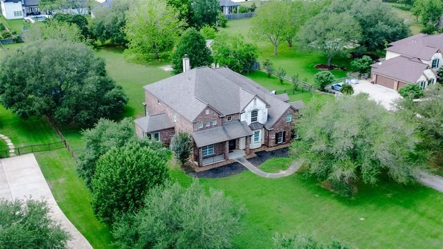 3623 Wellspring Lake Drive, Fulshear, TX 77441