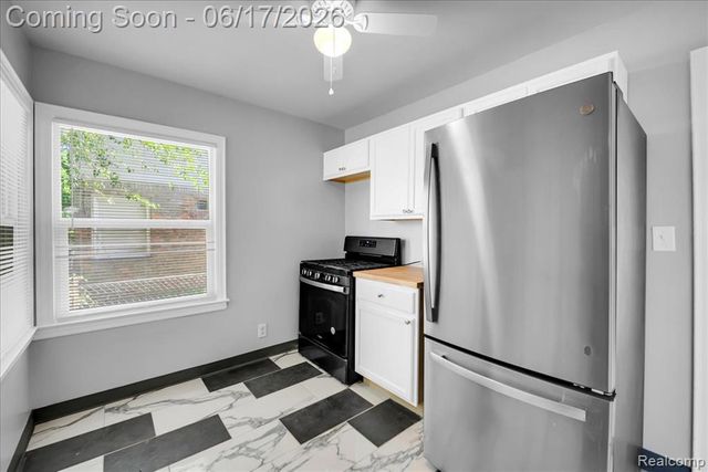 20114 Regent Drive, Detroit, MI 48205