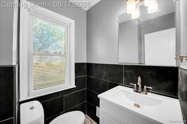 20114 Regent Drive, Detroit, MI 48205