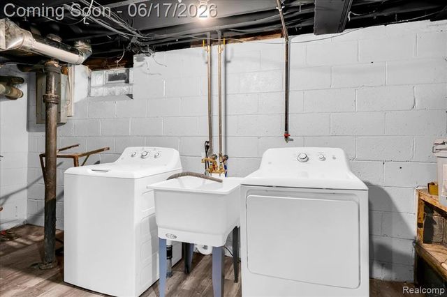 20114 Regent Drive, Detroit, MI 48205