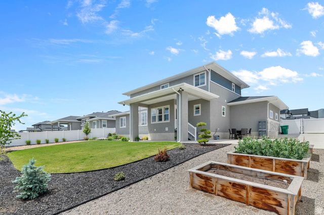 7917 S AMBROSIA LN, West Jordan, UT 84081