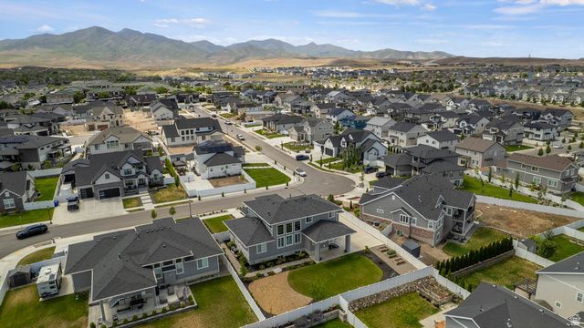 7917 S AMBROSIA LN, West Jordan, UT 84081