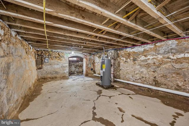 3411 G ST, Philadelphia, PA 19134