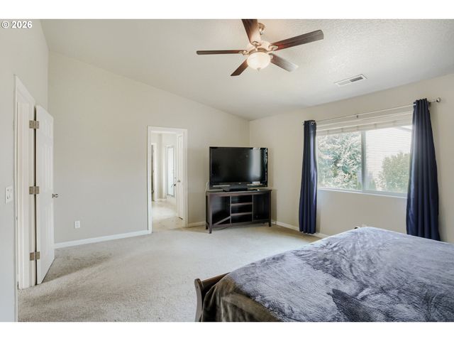 360 Ne 19TH Ave, Canby, OR 97013