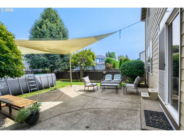 360 Ne 19TH Ave, Canby, OR 97013