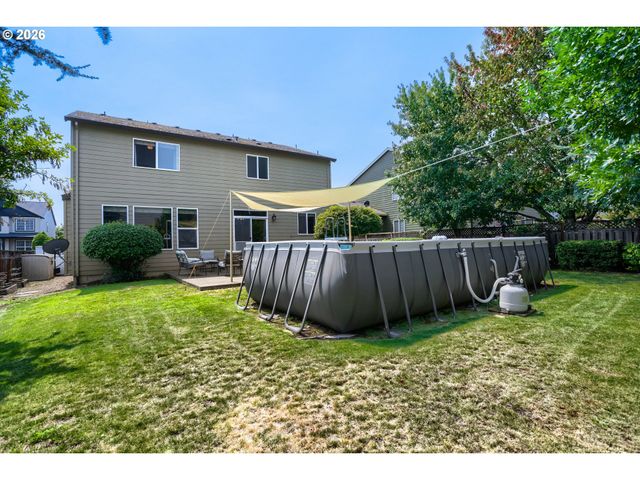 360 Ne 19TH Ave, Canby, OR 97013
