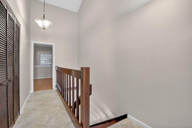 243 NW 45th Avenue 243, Deerfield Beach, FL 33442