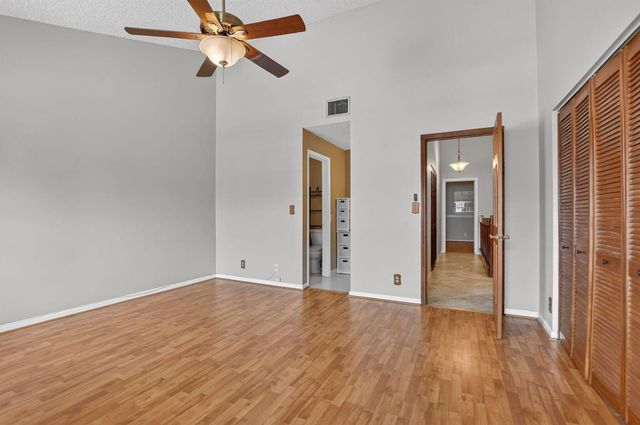 243 NW 45th Avenue 243, Deerfield Beach, FL 33442