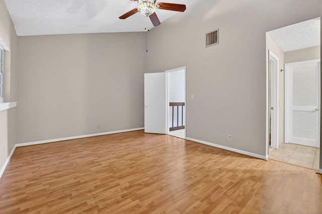 243 NW 45th Avenue 243, Deerfield Beach, FL 33442