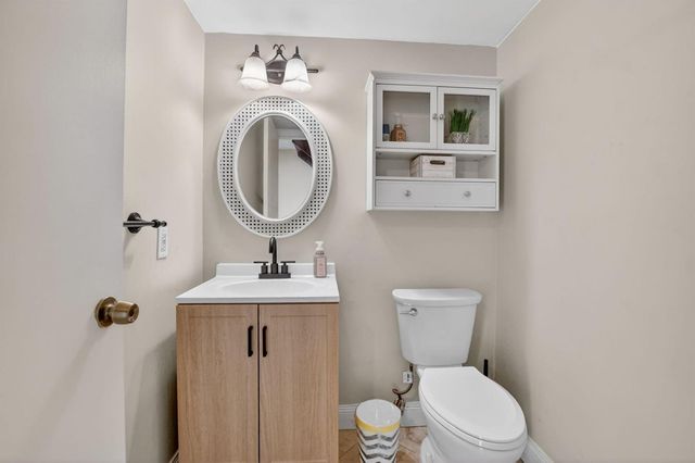 243 NW 45th Avenue 243, Deerfield Beach, FL 33442