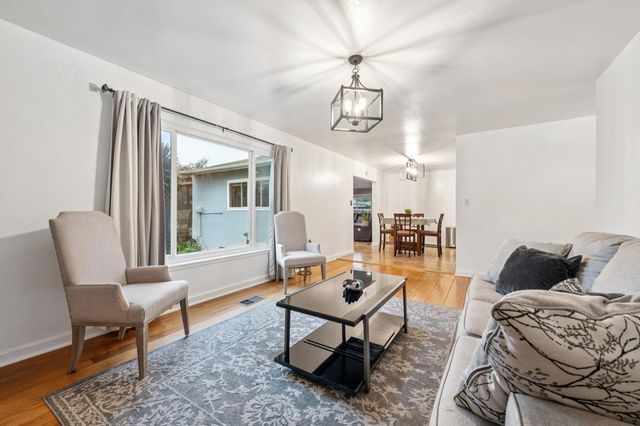 26848 Eldridge Ave, Hayward, CA 94544