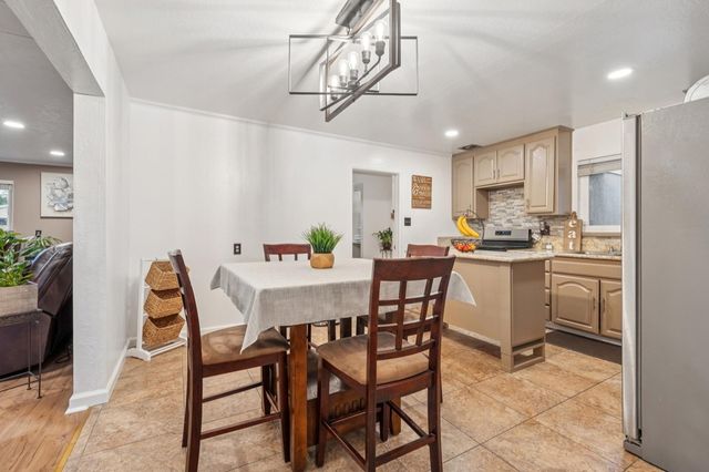 26848 Eldridge Ave, Hayward, CA 94544