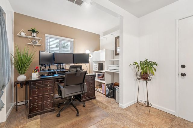 26848 Eldridge Ave, Hayward, CA 94544