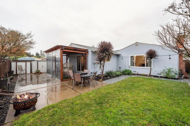 26848 Eldridge Ave, Hayward, CA 94544