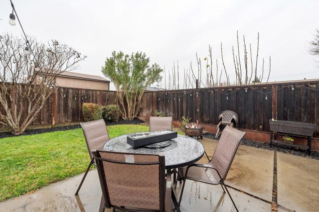 26848 Eldridge Ave, Hayward, CA 94544