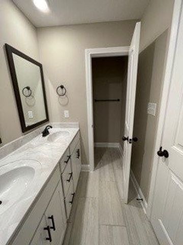 1120 Old Charlotte Trce, Clarksville, TN 37040