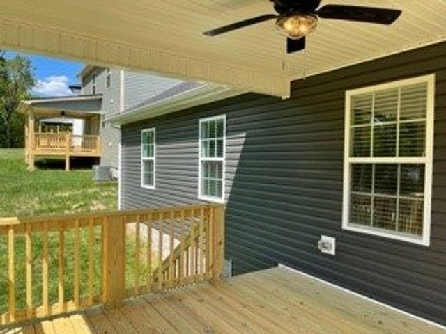 1120 Old Charlotte Trce, Clarksville, TN 37040