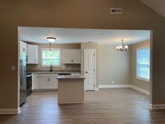 1120 Old Charlotte Trce, Clarksville, TN 37040