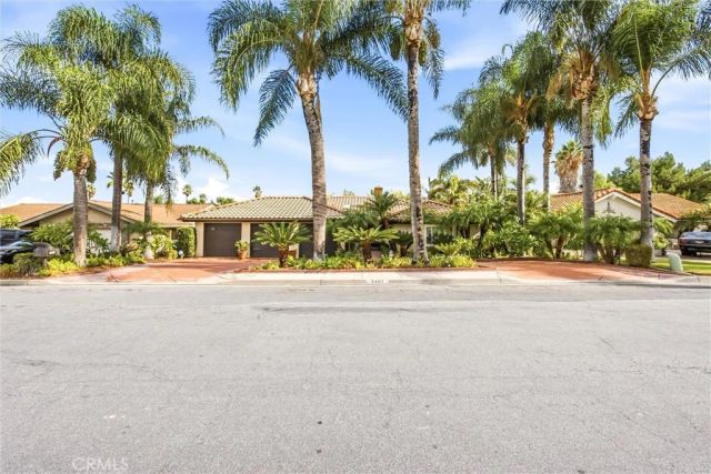 2401 Northmoor, Corona, CA 92882