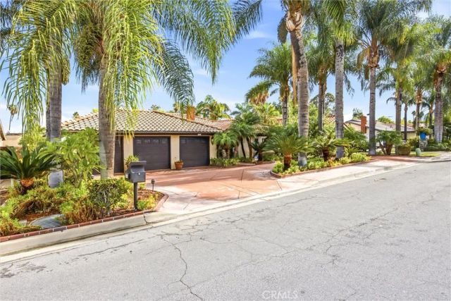2401 Northmoor, Corona, CA 92882