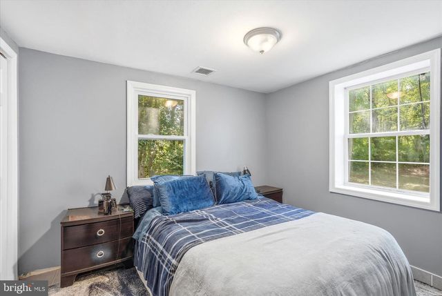 84 LIGHTHOUSE DR, Waretown, NJ 08758