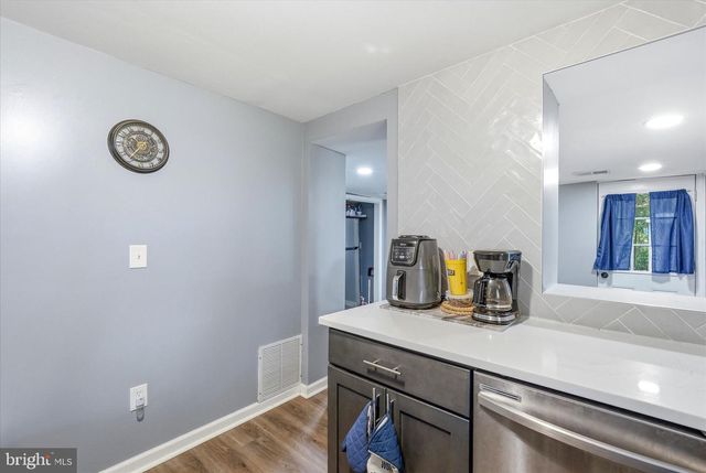 84 LIGHTHOUSE DR, Waretown, NJ 08758