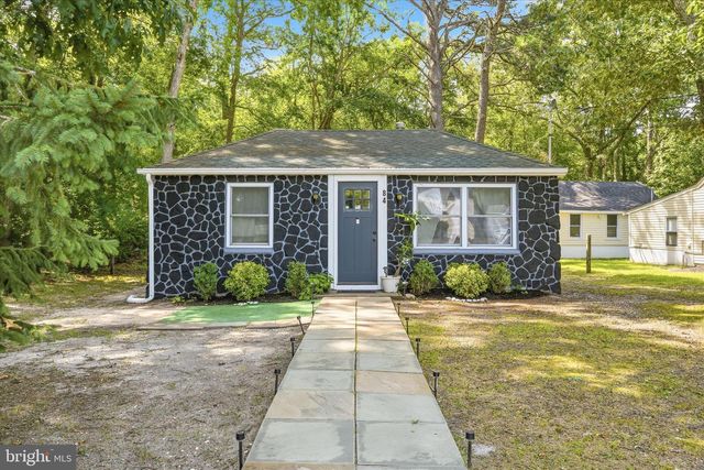 84 LIGHTHOUSE DR, Waretown, NJ 08758