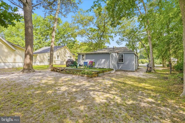 84 LIGHTHOUSE DR, Waretown, NJ 08758