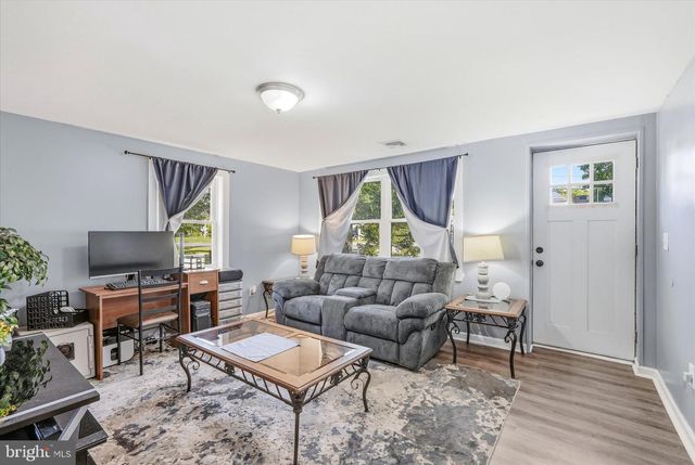 84 LIGHTHOUSE DR, Waretown, NJ 08758