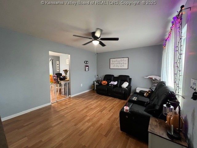 1452 Clearview Heights Road, Charleston, WV 25312