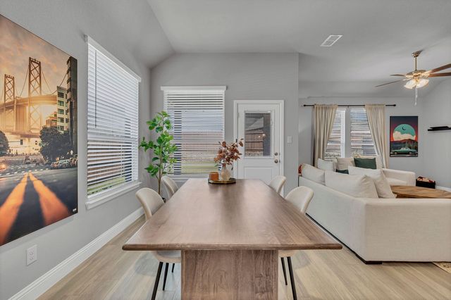 1000 Westwood Lane, Argyle, TX 76226