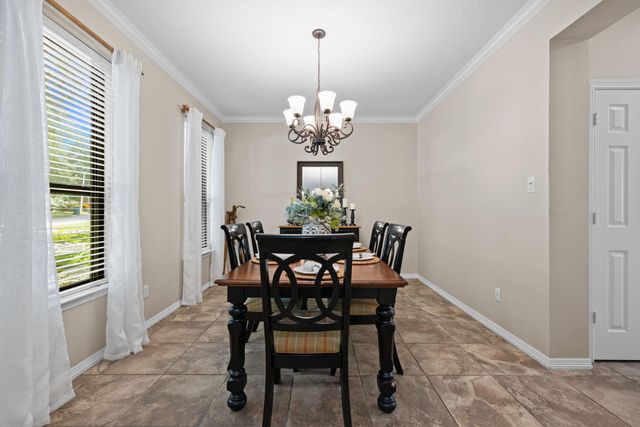 72 W Sandalbranch Circle, The Woodlands, TX 77382