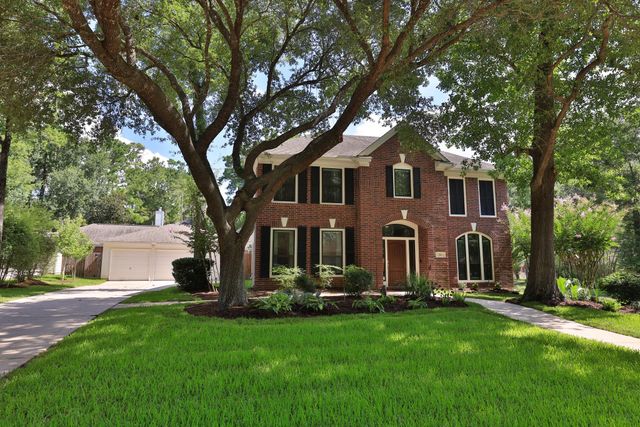 72 W Sandalbranch Circle, The Woodlands, TX 77382