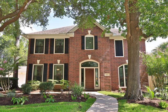 72 W Sandalbranch Circle, The Woodlands, TX 77382