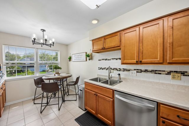 1344 Orleans Drive, Mundelein, IL 60060