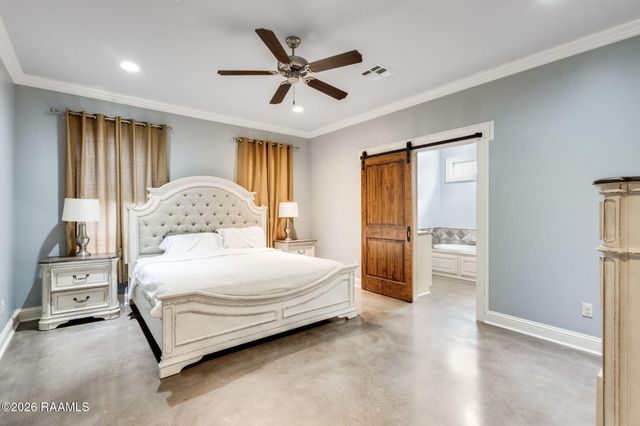 555 Longwood Drive, Opelousas, LA 70570