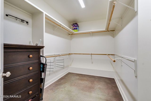 555 Longwood Drive, Opelousas, LA 70570