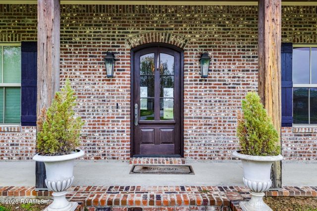 555 Longwood Drive, Opelousas, LA 70570