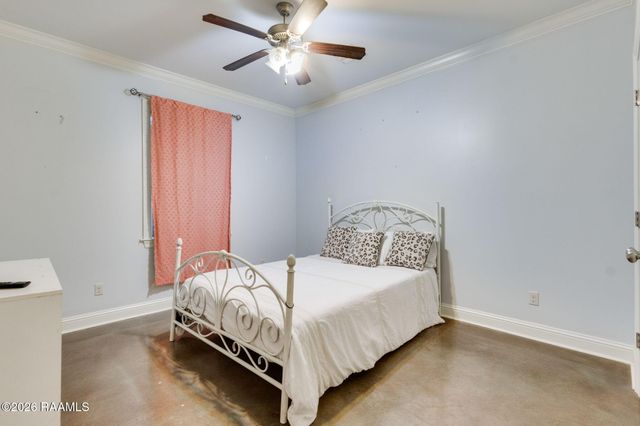 555 Longwood Drive, Opelousas, LA 70570