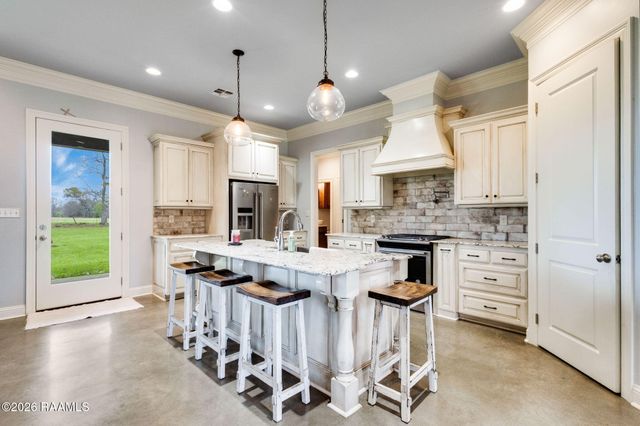 555 Longwood Drive, Opelousas, LA 70570