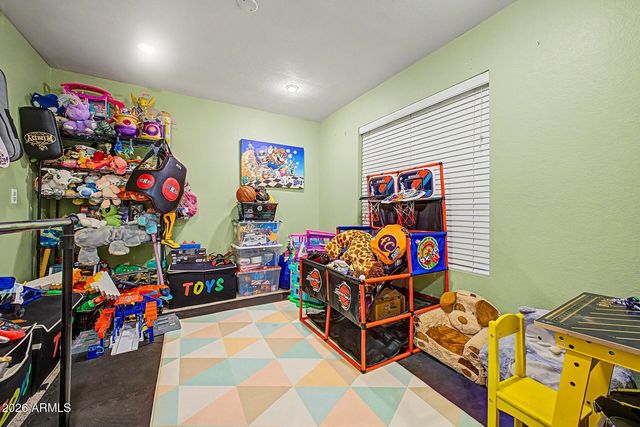 6813 W IVANHOE Street, Chandler, AZ 85226