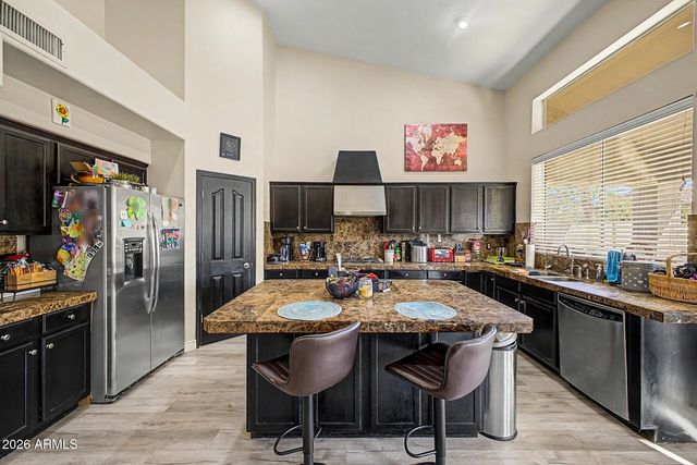 6813 W IVANHOE Street, Chandler, AZ 85226