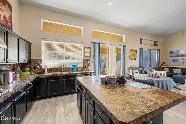 6813 W IVANHOE Street, Chandler, AZ 85226