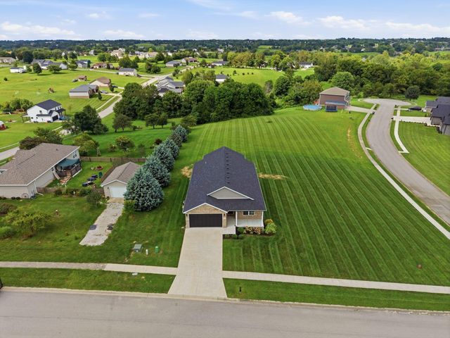 181 Crossing View Drive, Berea, KY 40403