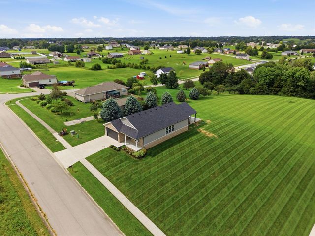 181 Crossing View Drive, Berea, KY 40403
