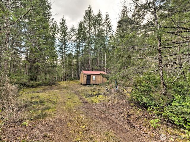 131 E Skyview Drive, Union, WA 98592