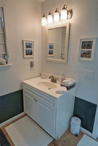 1191 County Road 230, Sargent, TX 77414