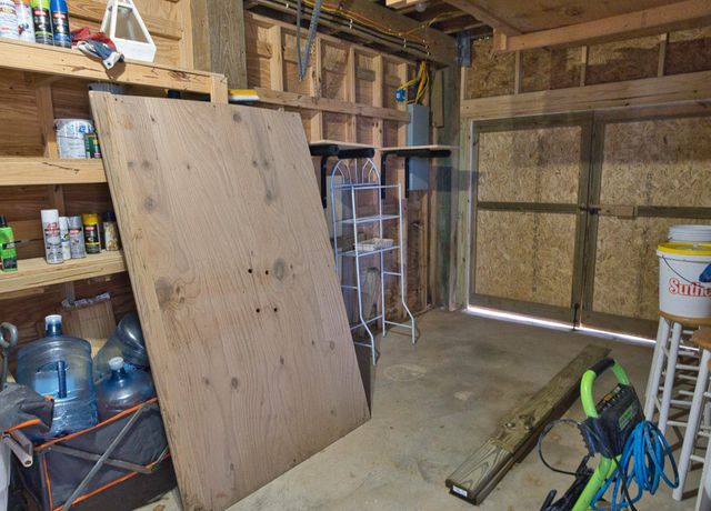 1191 County Road 230, Sargent, TX 77414