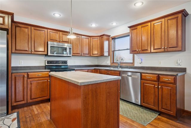 1164 Kyle Drive NE, Iowa City, IA 52240