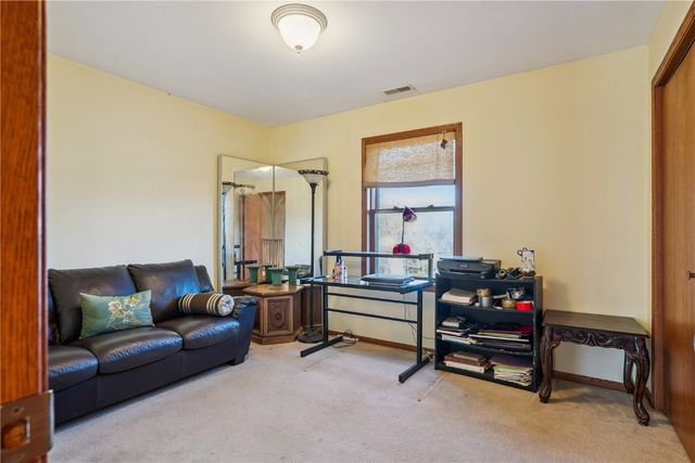 1164 Kyle Drive NE, Iowa City, IA 52240